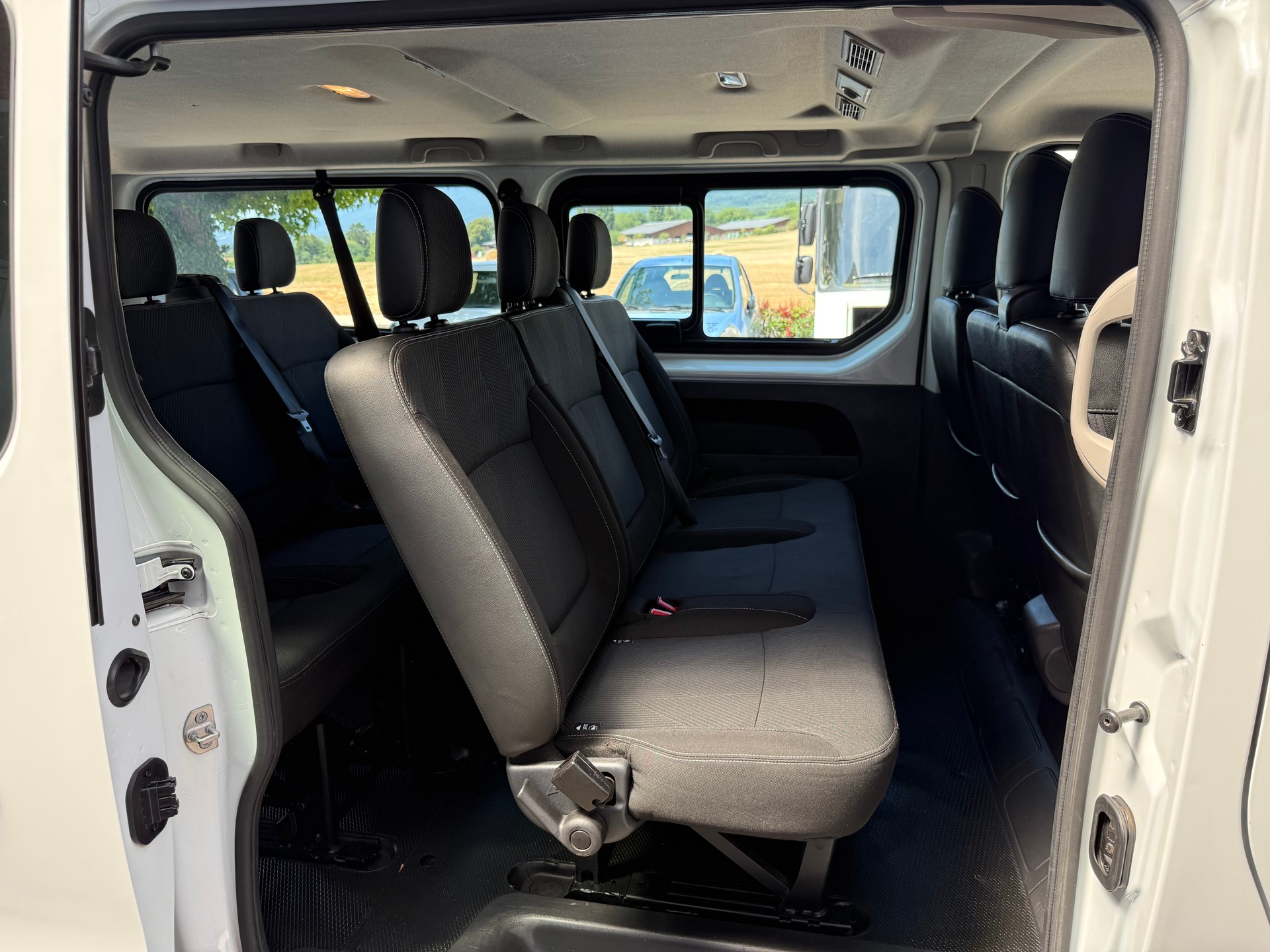 RENAULT Trafic Blue dCi 120 Grand Passenger Life-image-9