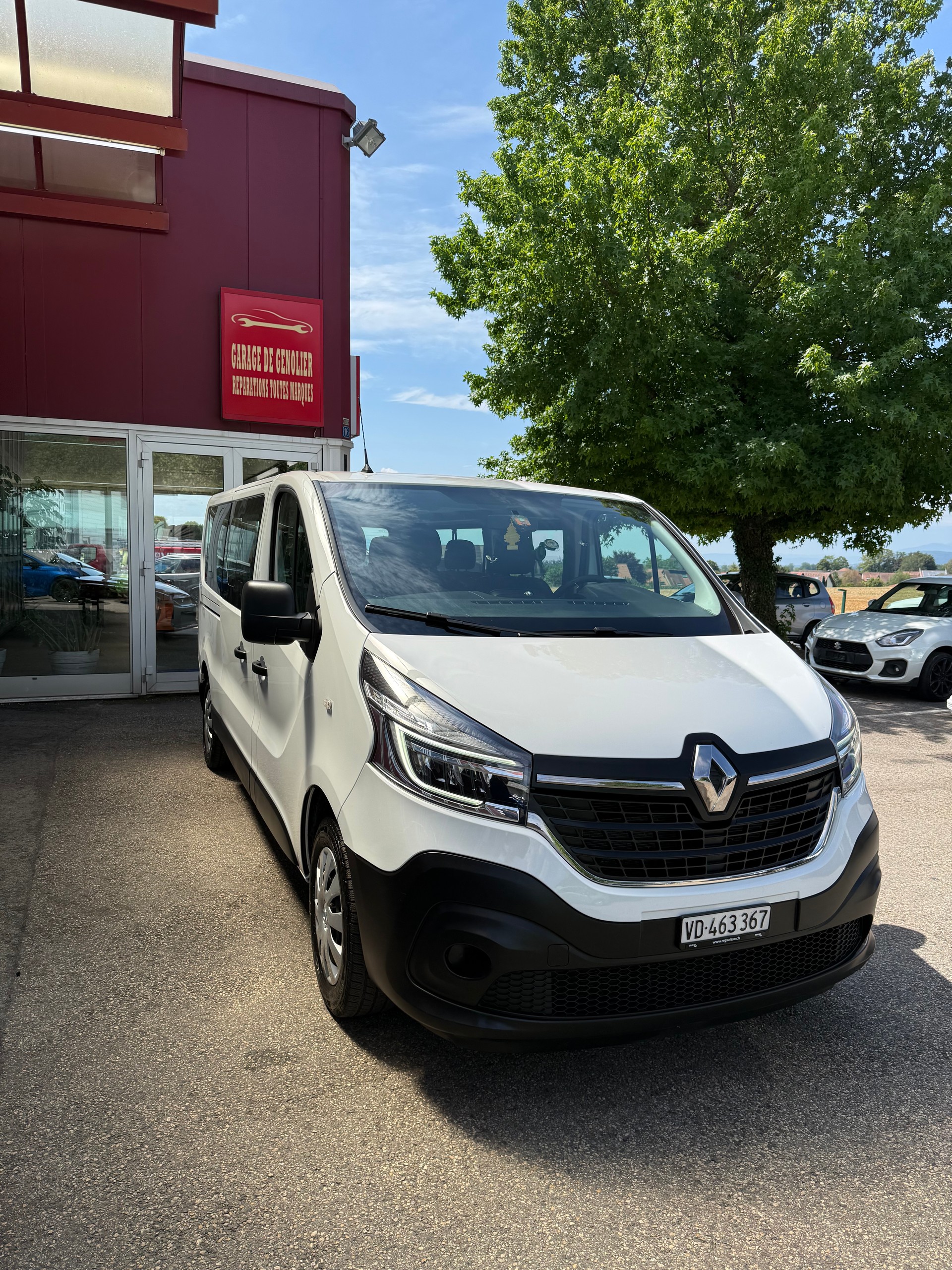 RENAULT Trafic Blue dCi 120 Grand Passenger Life-image-1