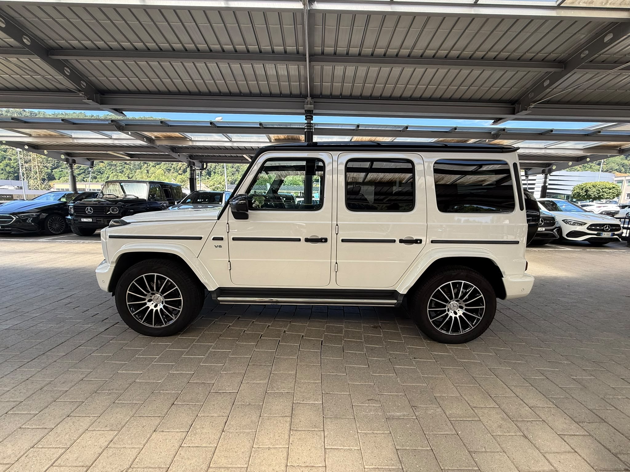 Car photo