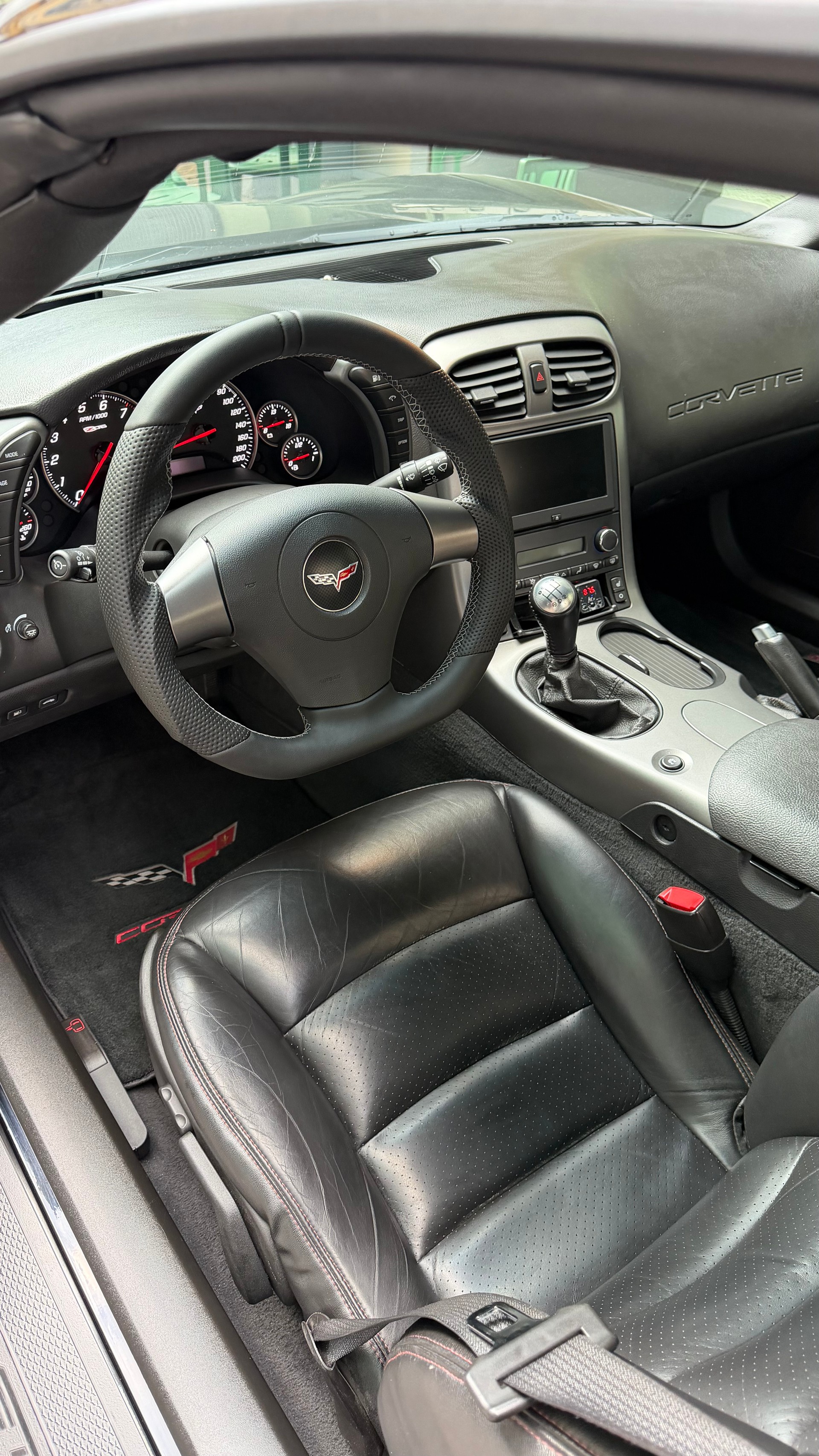 CHEVROLET C6 Z06-image-5