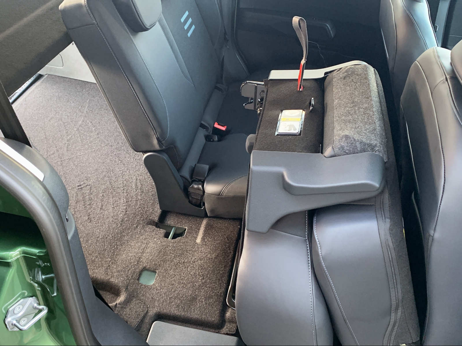 FORD Tourneo Courier 1.0 EcoBoost Active-image-8