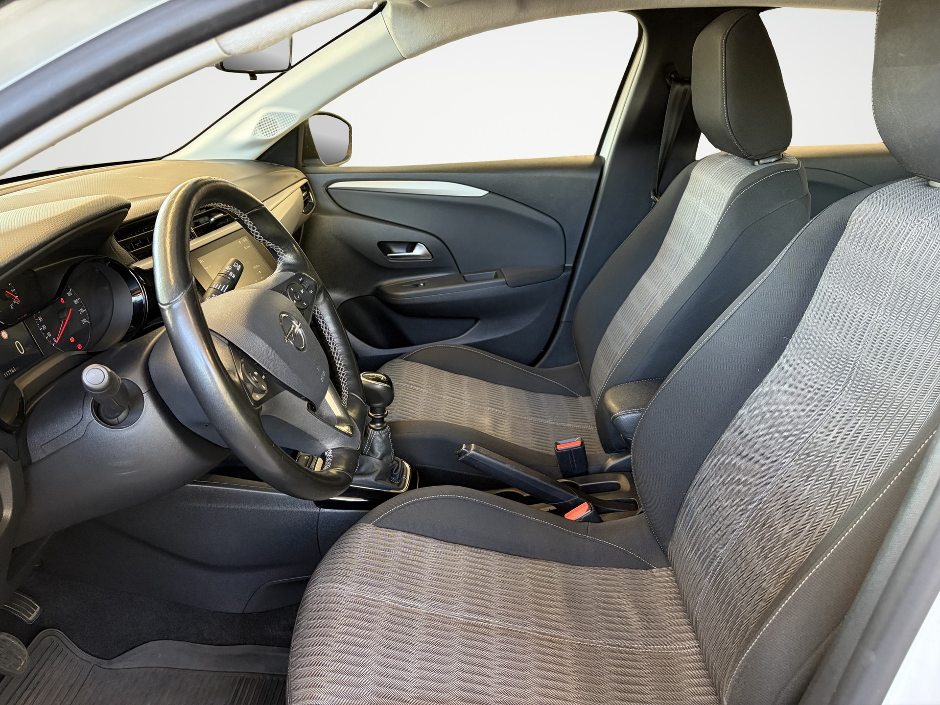 OPEL Corsa 1.2 TP Edition-image-9