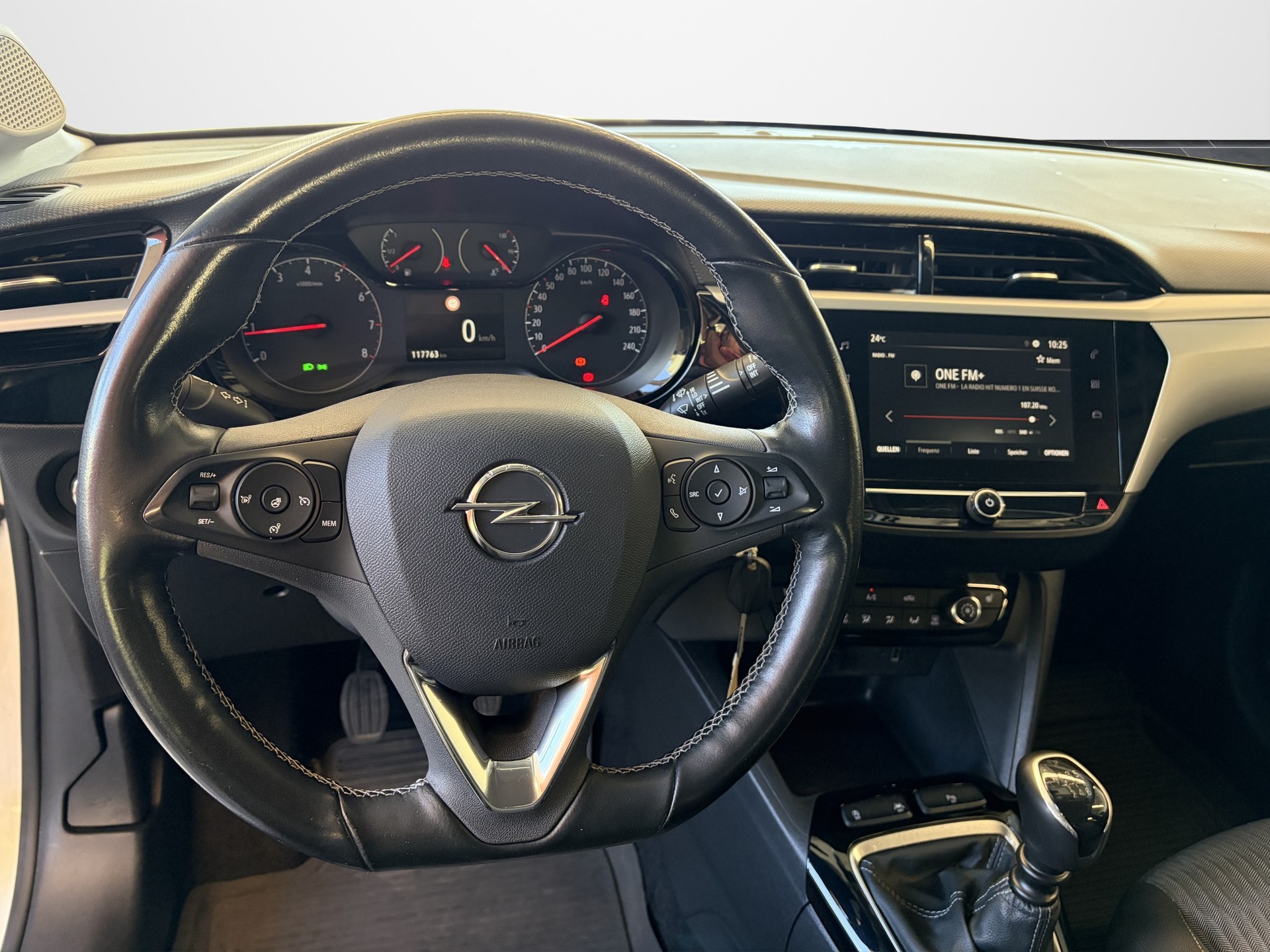 OPEL Corsa 1.2 TP Edition-image-11