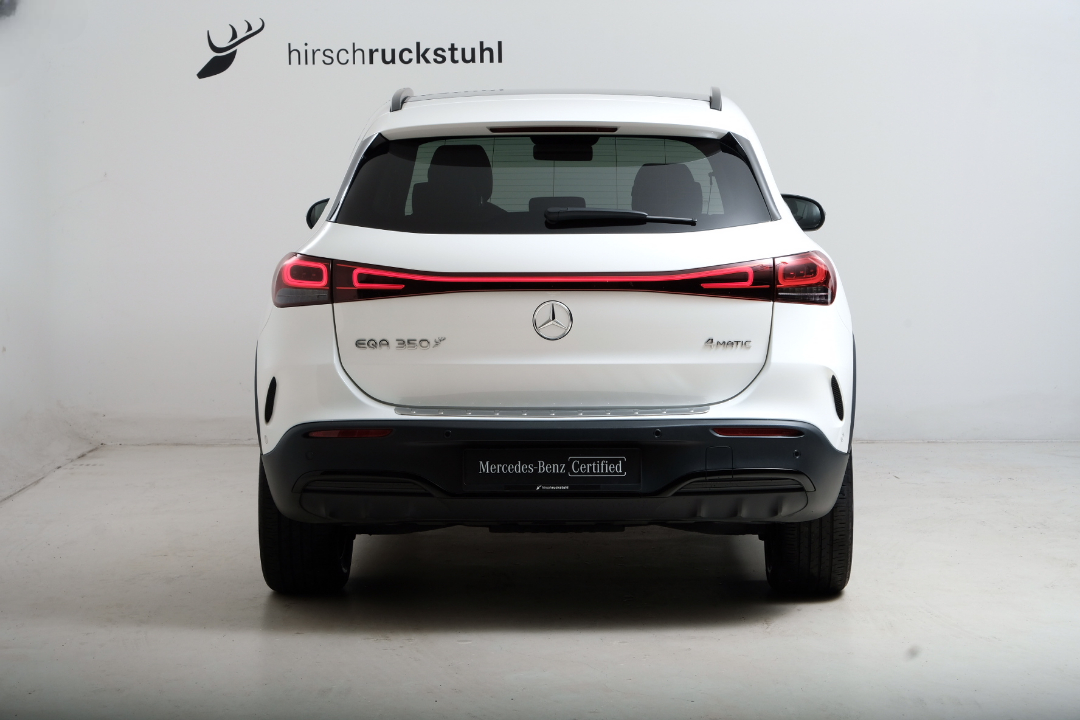 MERCEDES-BENZ EQA 350 AMG Line 4Matic-image-4