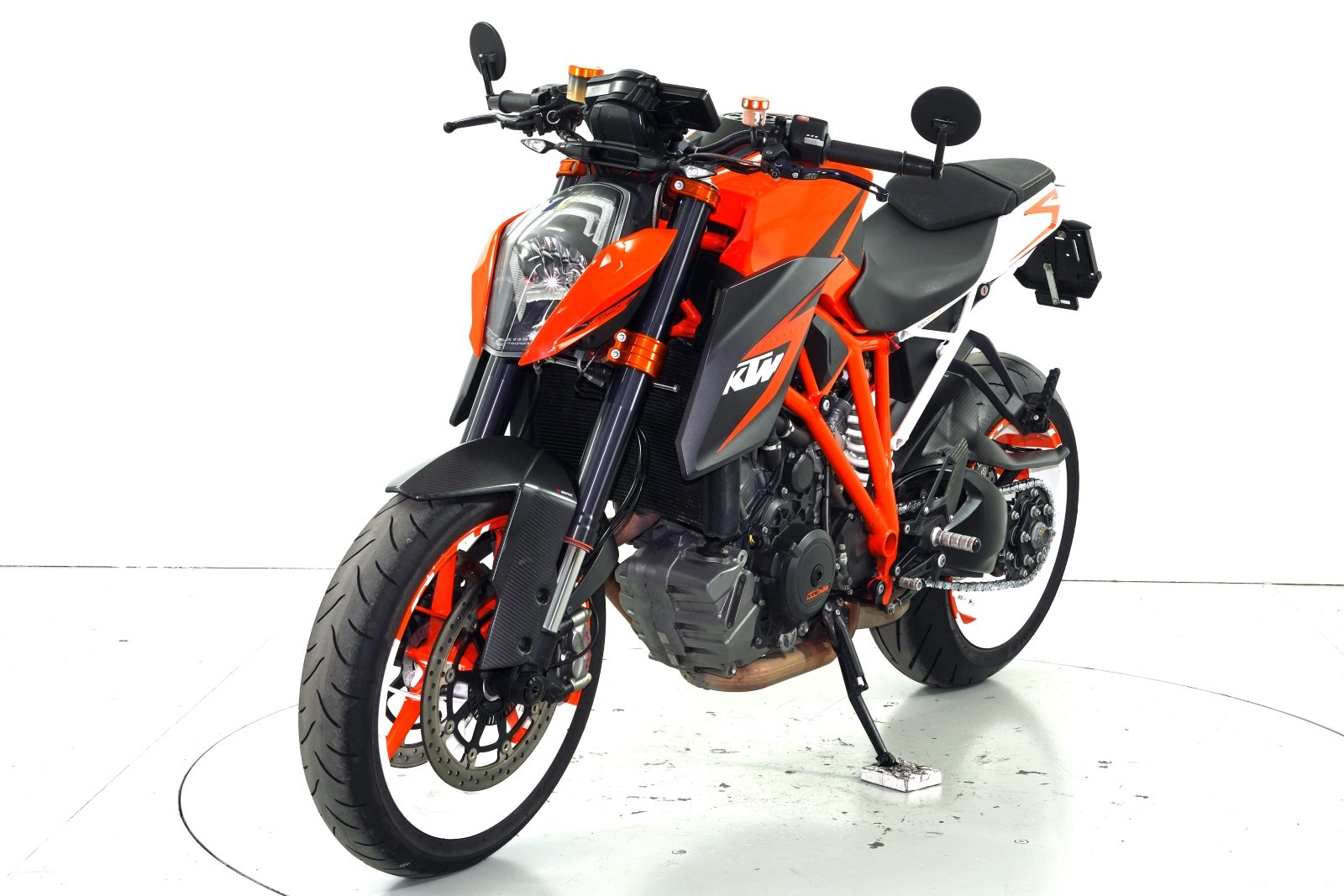 KTM 1290 Superduke ABS-showroom-element-2