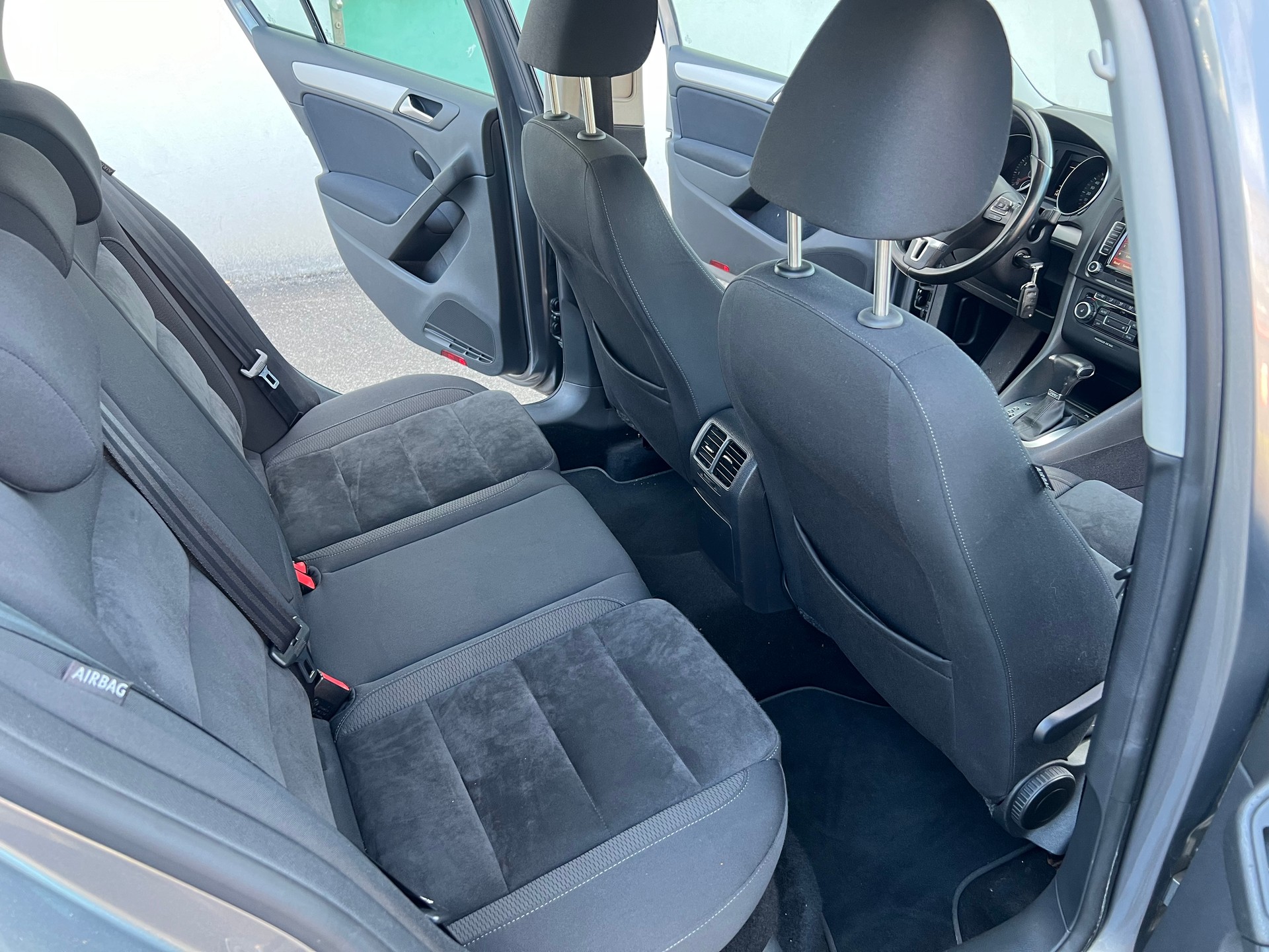 VW Golf 1.8 TSI Highline DSG-image-5