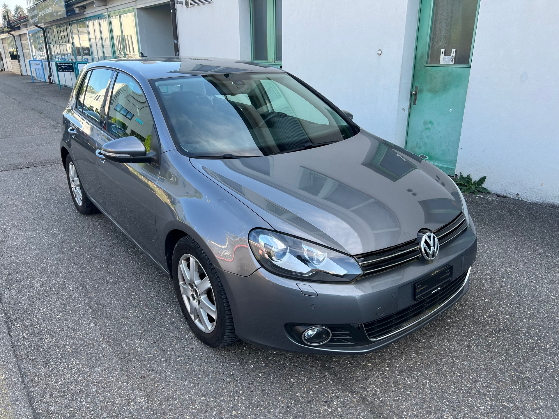 VW Golf 1.8 TSI Highline DSG-image-0