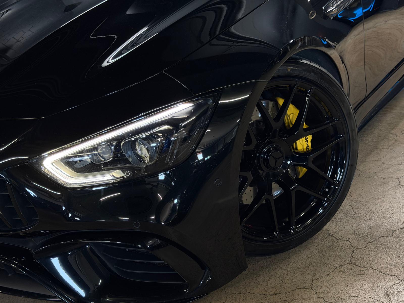 MERCEDES-BENZ AMG GT 4 63 S Limited All Black Performance 4Matic+ Speedshift MCT 2Jahre Garantie-image-4