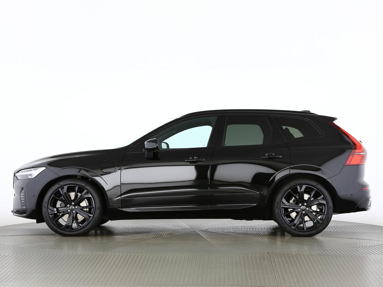 VOLVO XC60 2.0 T8 TE Black Edition eAWD-image-2