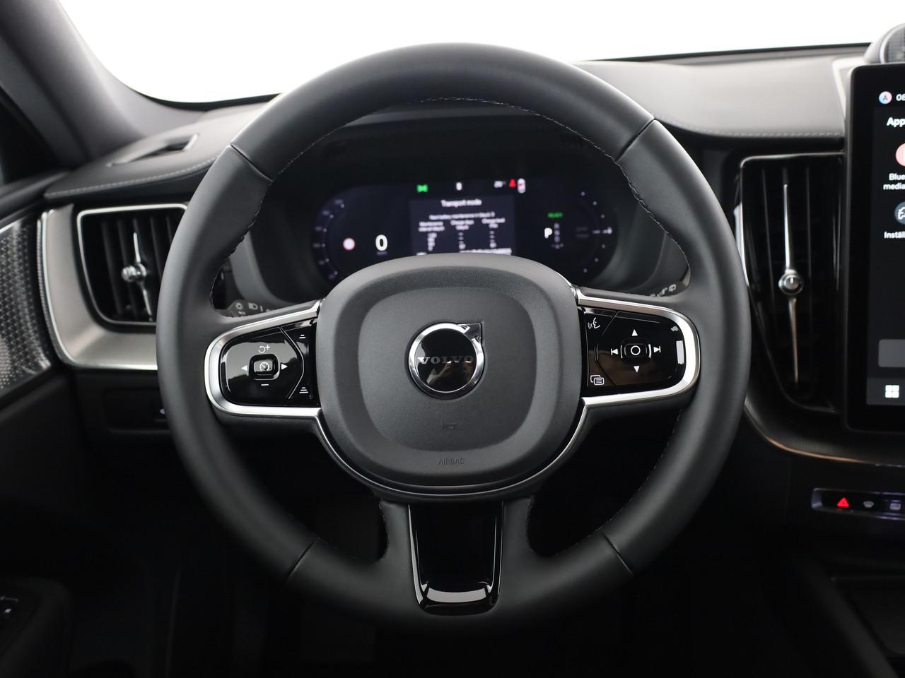 VOLVO XC60 2.0 T8 TE Black Edition eAWD-image-14