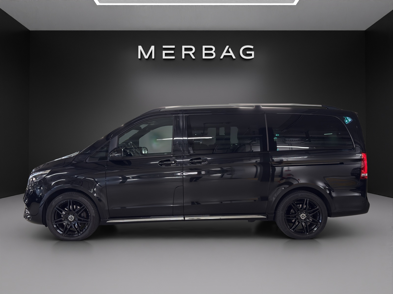 MERCEDES-BENZ V 300 d lang Exclusive 4Matic 9G-Tronic-image-3