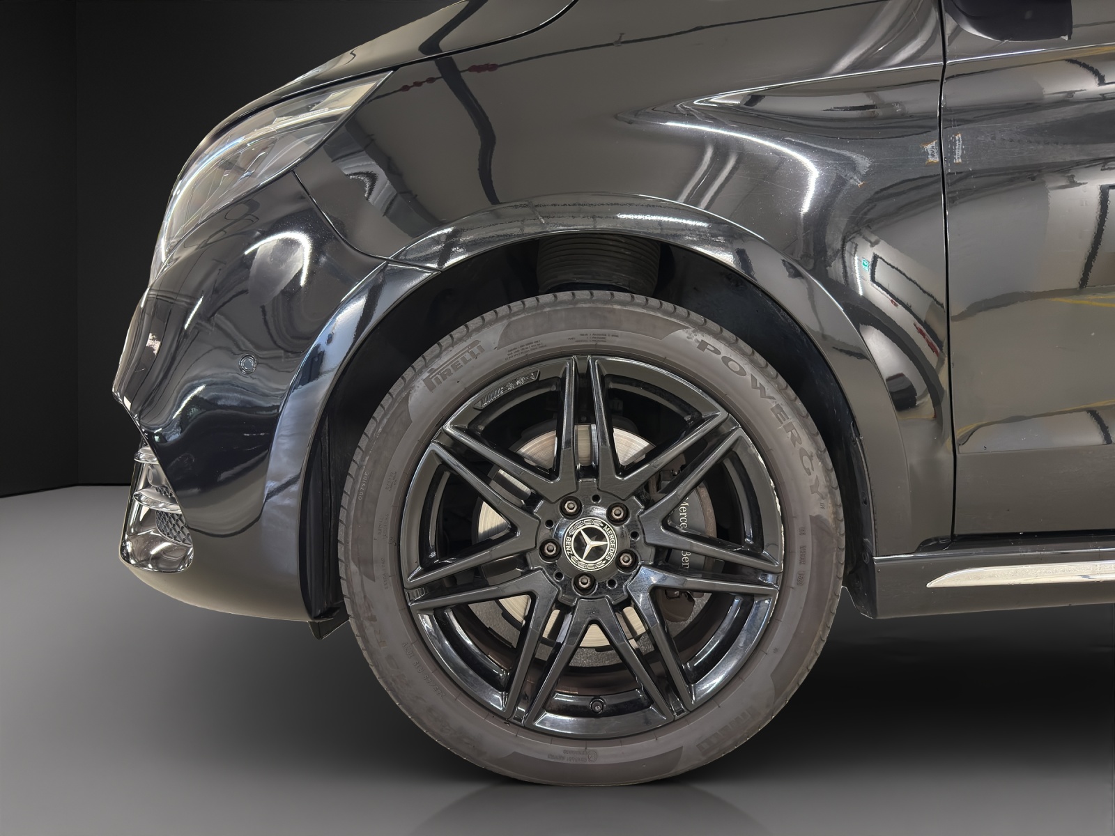 MERCEDES-BENZ V 300 d lang Exclusive 4Matic 9G-Tronic-image-25