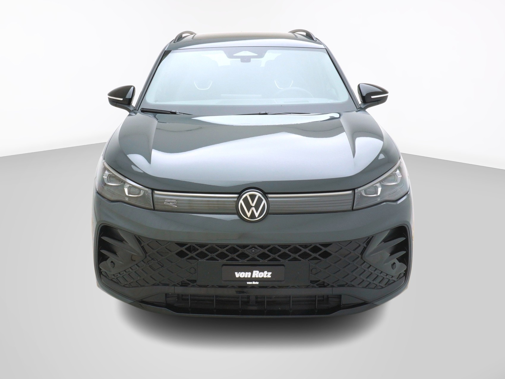 VW Tiguan 2.0 TSI R-Line 4motion-image-6