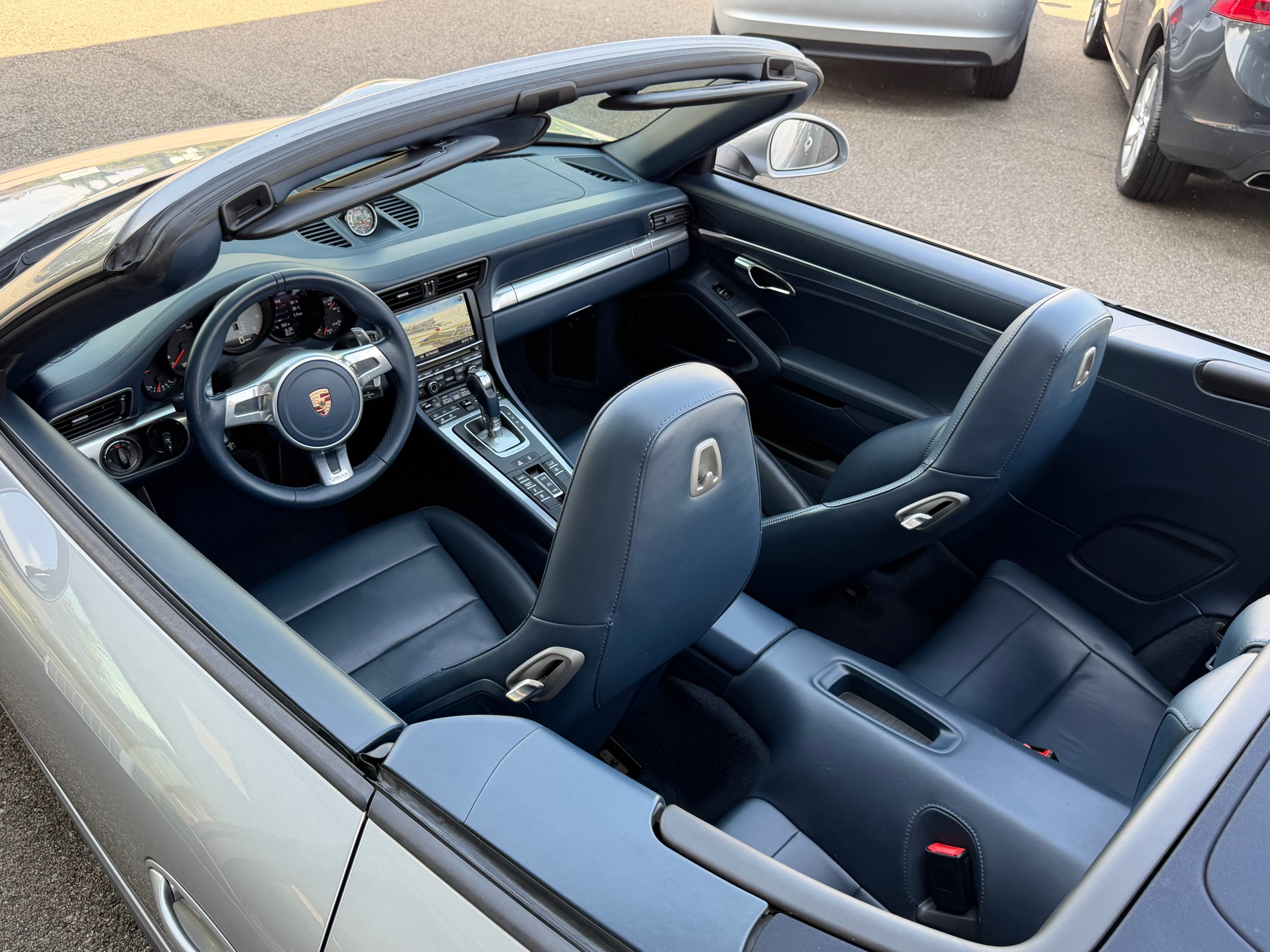 PORSCHE 911 Cabriolet 3.8 Carrera 4S PDK-image-21