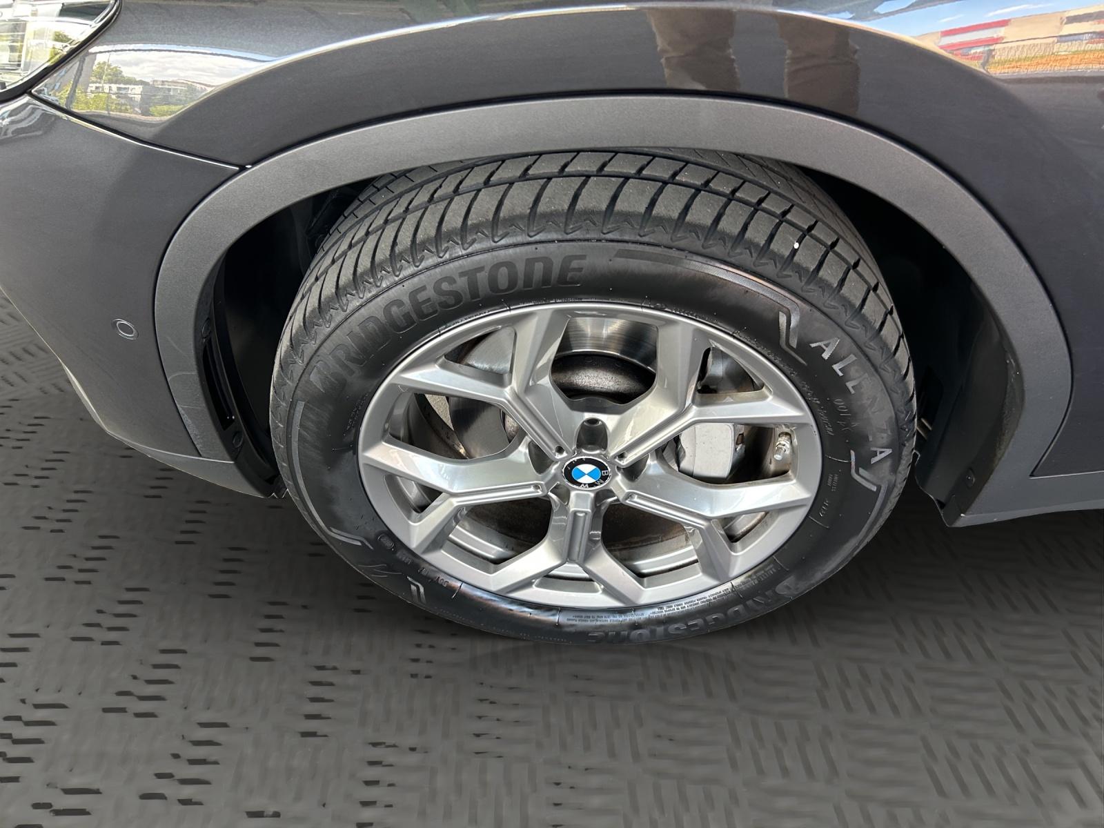 BMW X4 30i xDrive SAG-image-29