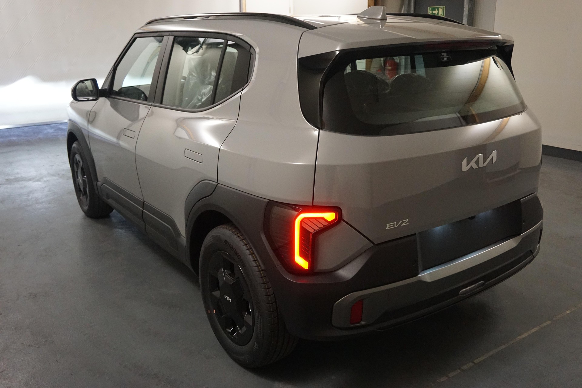 KIA EV2 61 kWh Air (grosse Batterie)-showroom-element-3