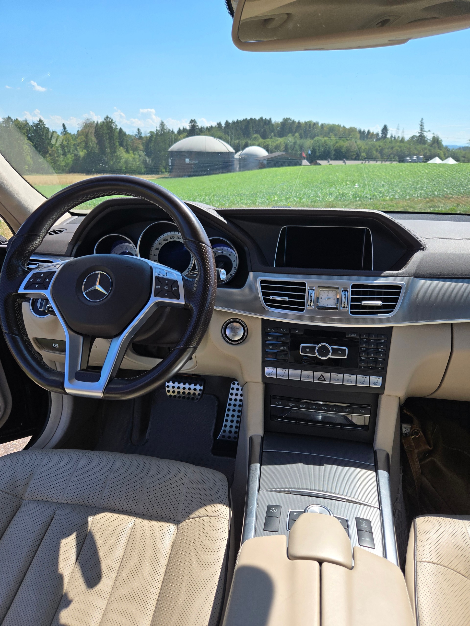 MERCEDES-BENZ Mercedes Benz E500 T 4Matic-image-5
