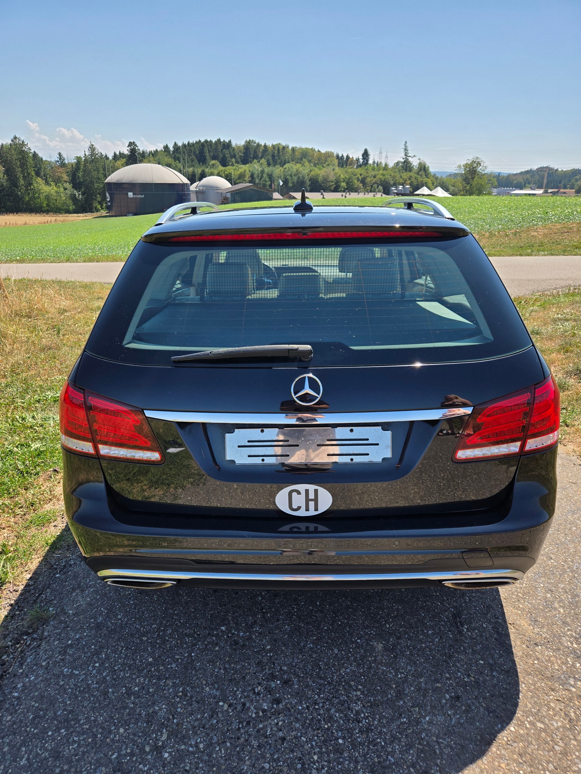MERCEDES-BENZ Mercedes Benz E500 T 4Matic-image-2