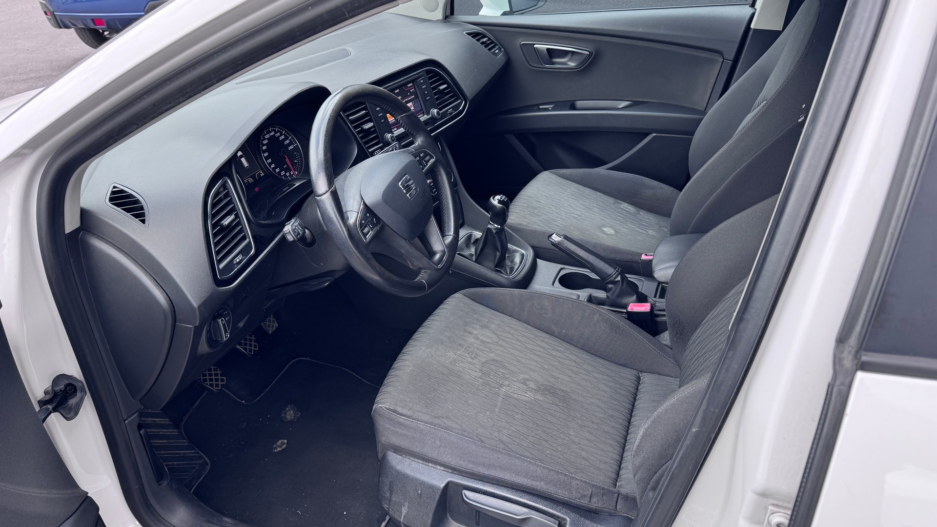 SEAT Leon ST 1.4 TSI Style-image-6