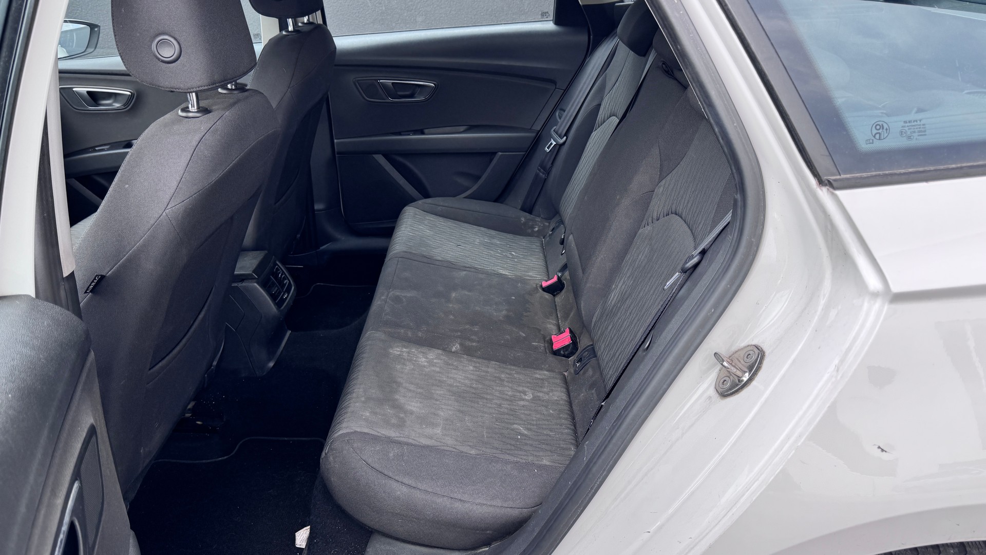 SEAT Leon ST 1.4 TSI Style-image-8