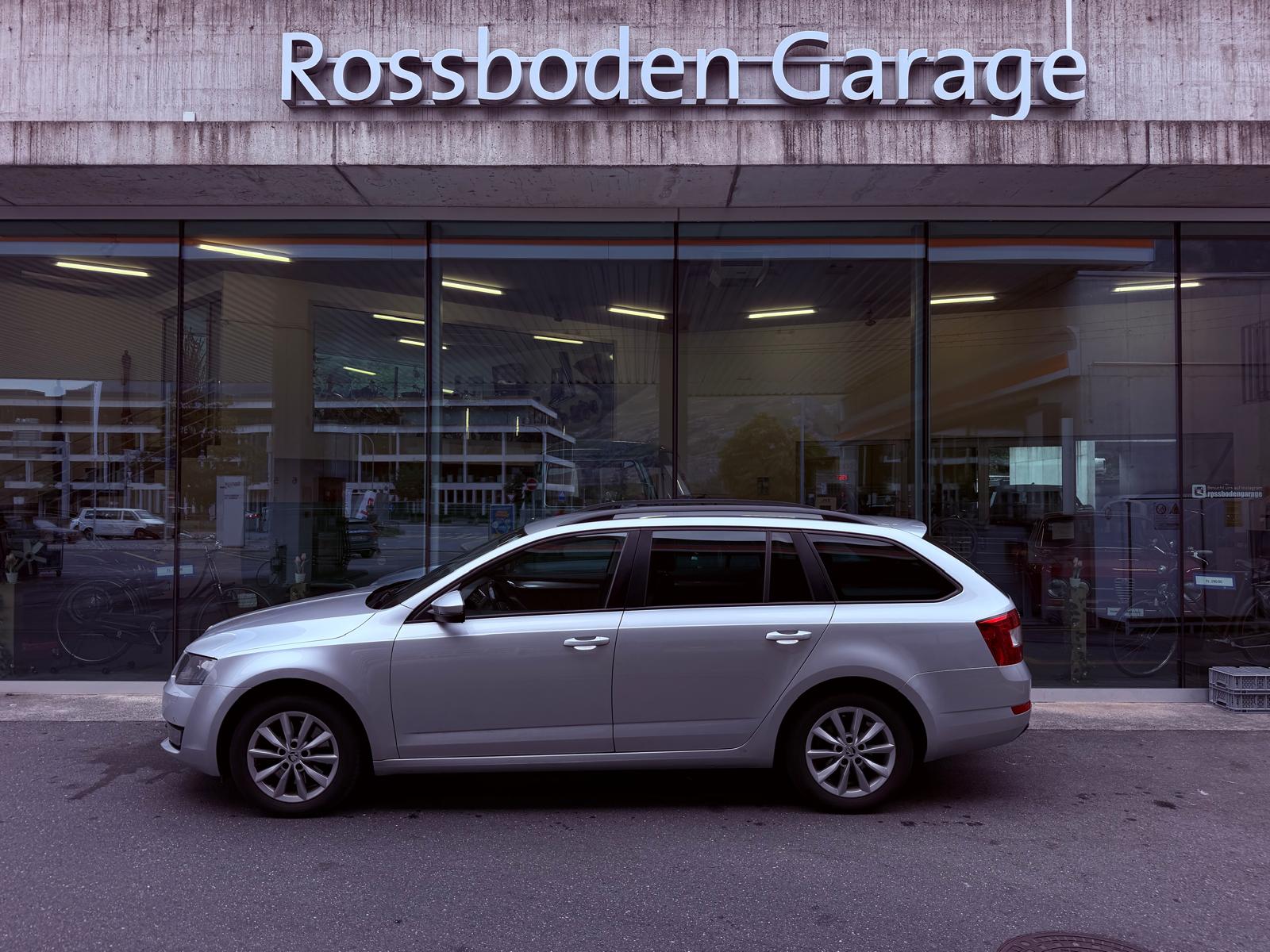 SKODA Octavia Combi 2.0 TDI Ambition 4x4 DSG-image-0