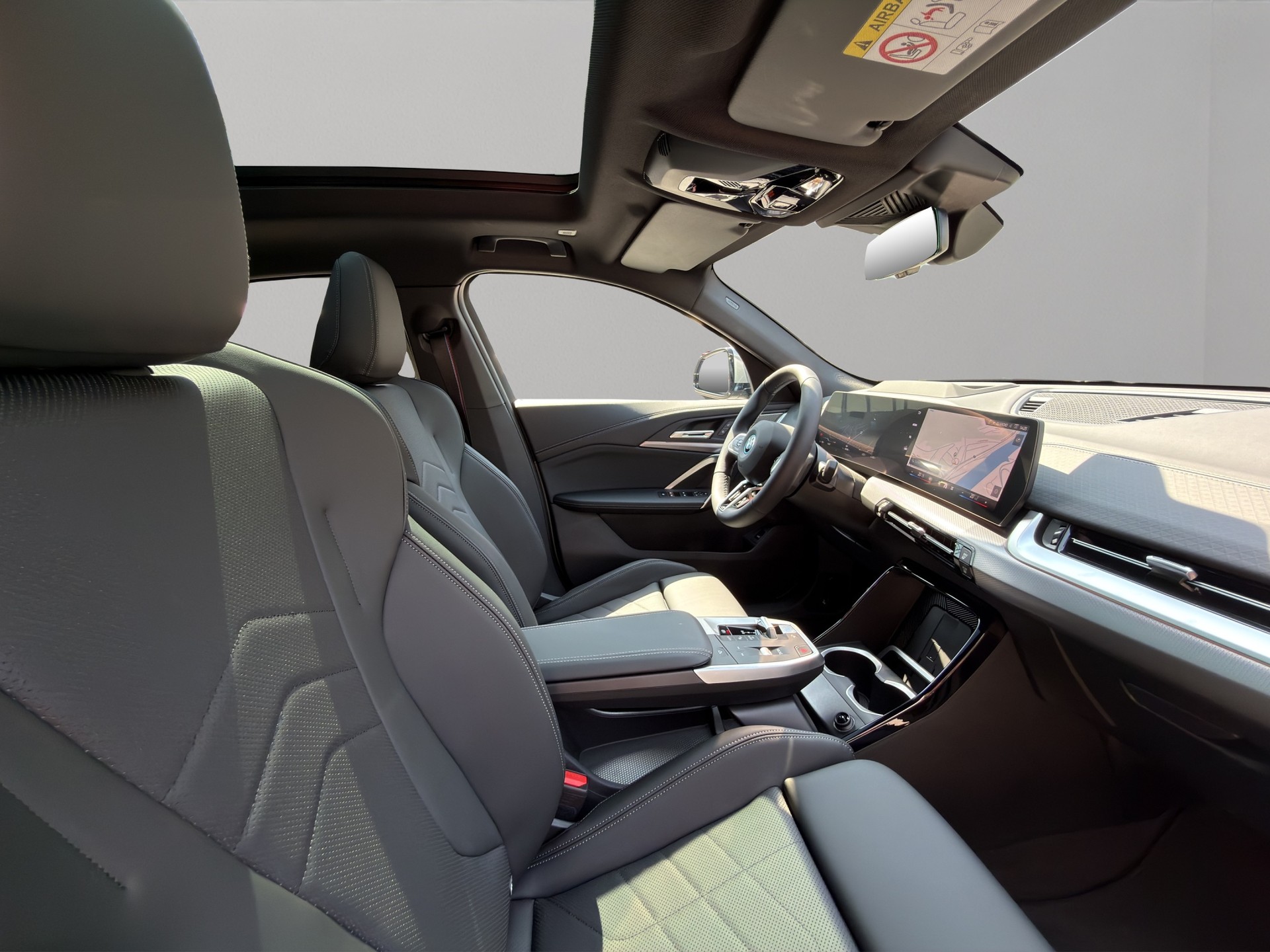 BMW iX2 xDrive 30 M Sport Pro-image-17