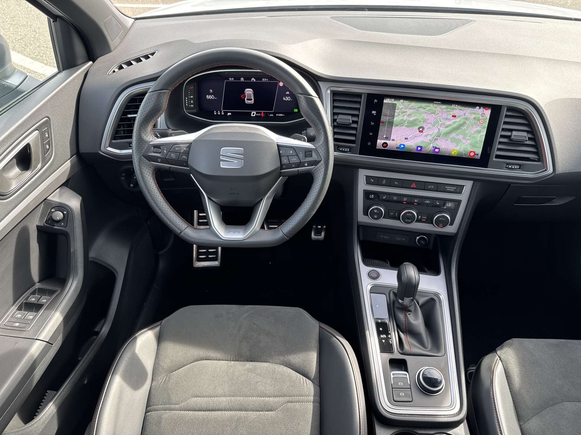 SEAT Ateca 2.0 TDi CR FR-Line DSG-Automat-image-4