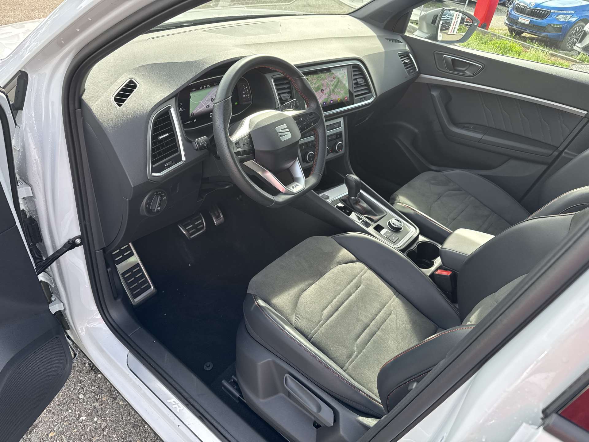 SEAT Ateca 2.0 TDi CR FR-Line DSG-Automat-image-5