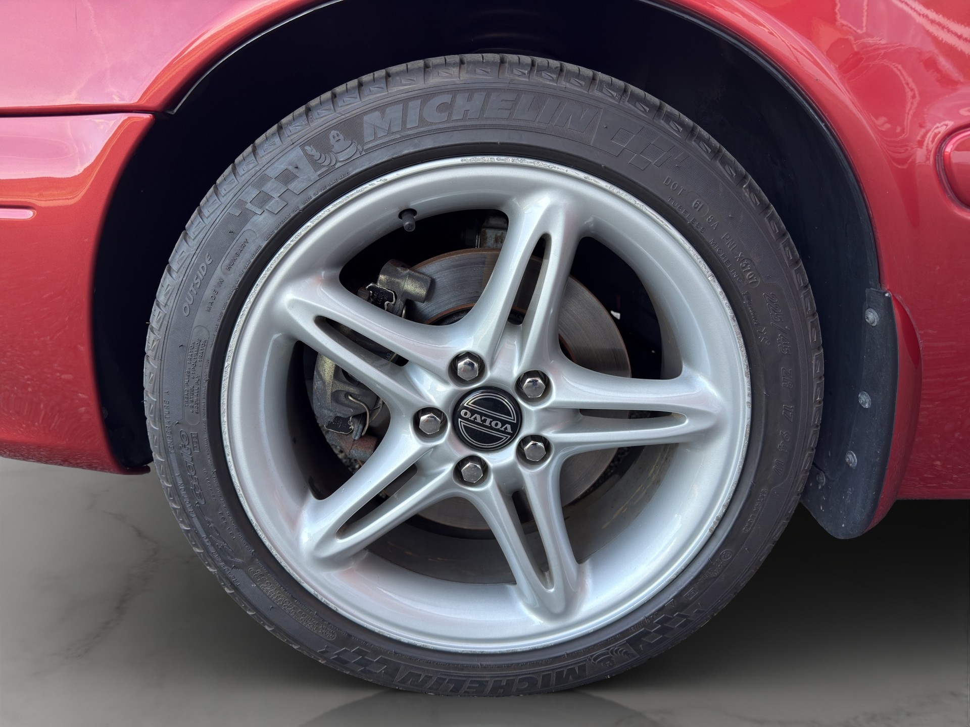 VOLVO C70 T5 Automat * Liebhaber Fahrzeug aus 1. Hand * ab MFK * Zahnriemen ersetzt *-image-15