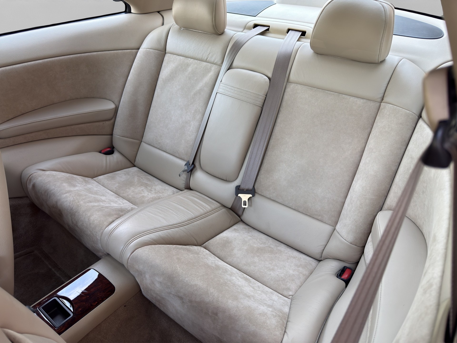 VOLVO C70 T5 Automat * Liebhaber Fahrzeug aus 1. Hand * ab MFK * Zahnriemen ersetzt *-image-9
