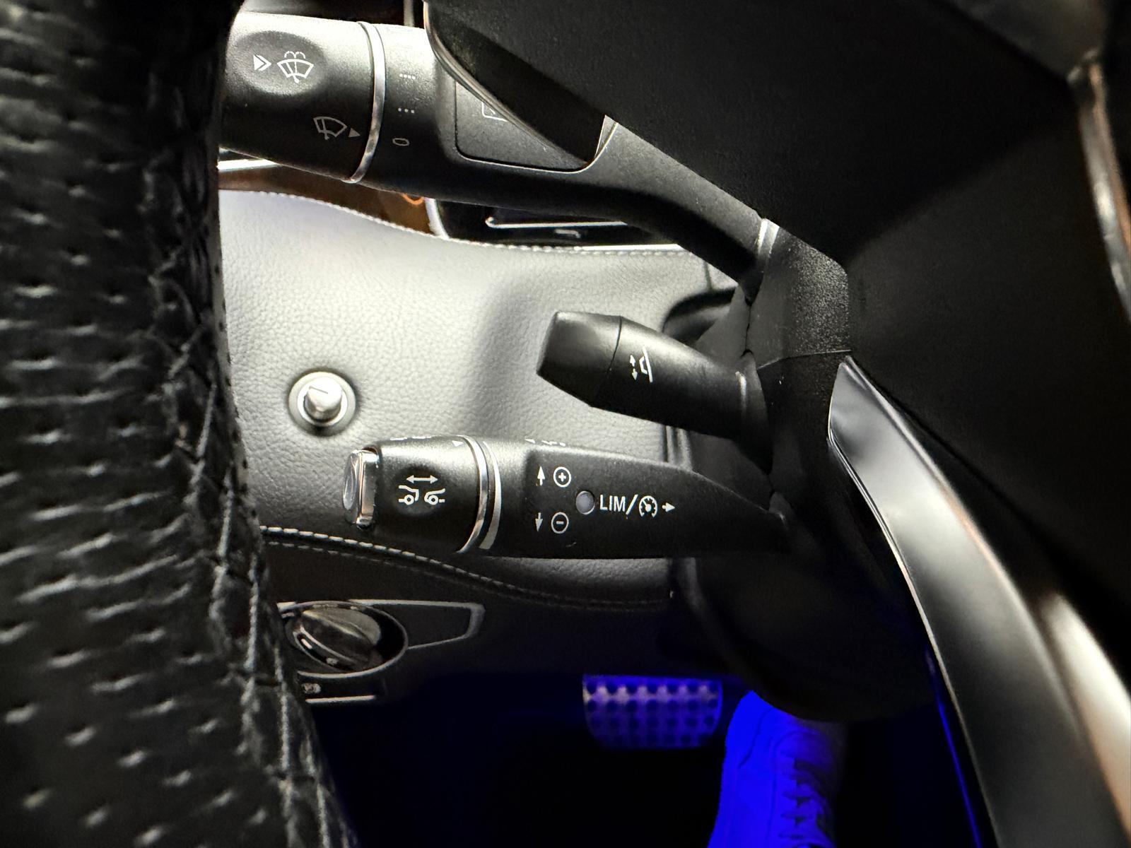 MERCEDES-BENZ S 500 V8 4matic Coupé AMG-Line-image-24