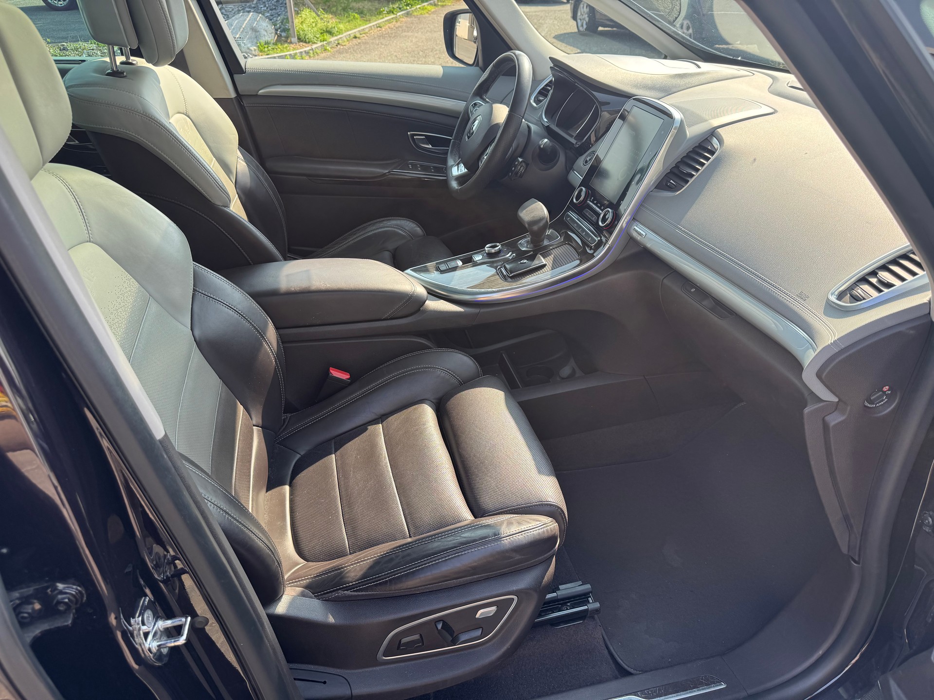RENAULT Espace 1.6 dCi Intens EDC-image-7
