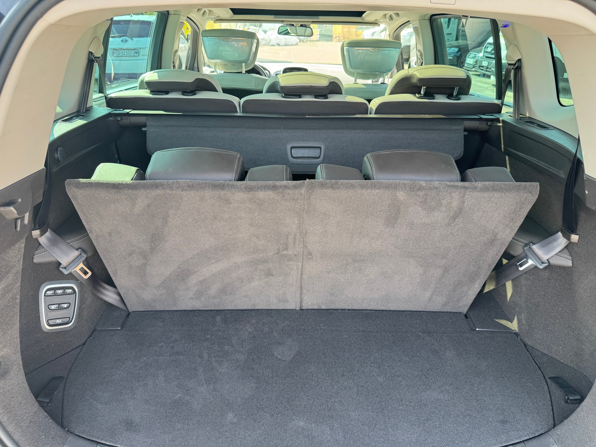 RENAULT Espace 1.6 dCi Intens EDC-image-4