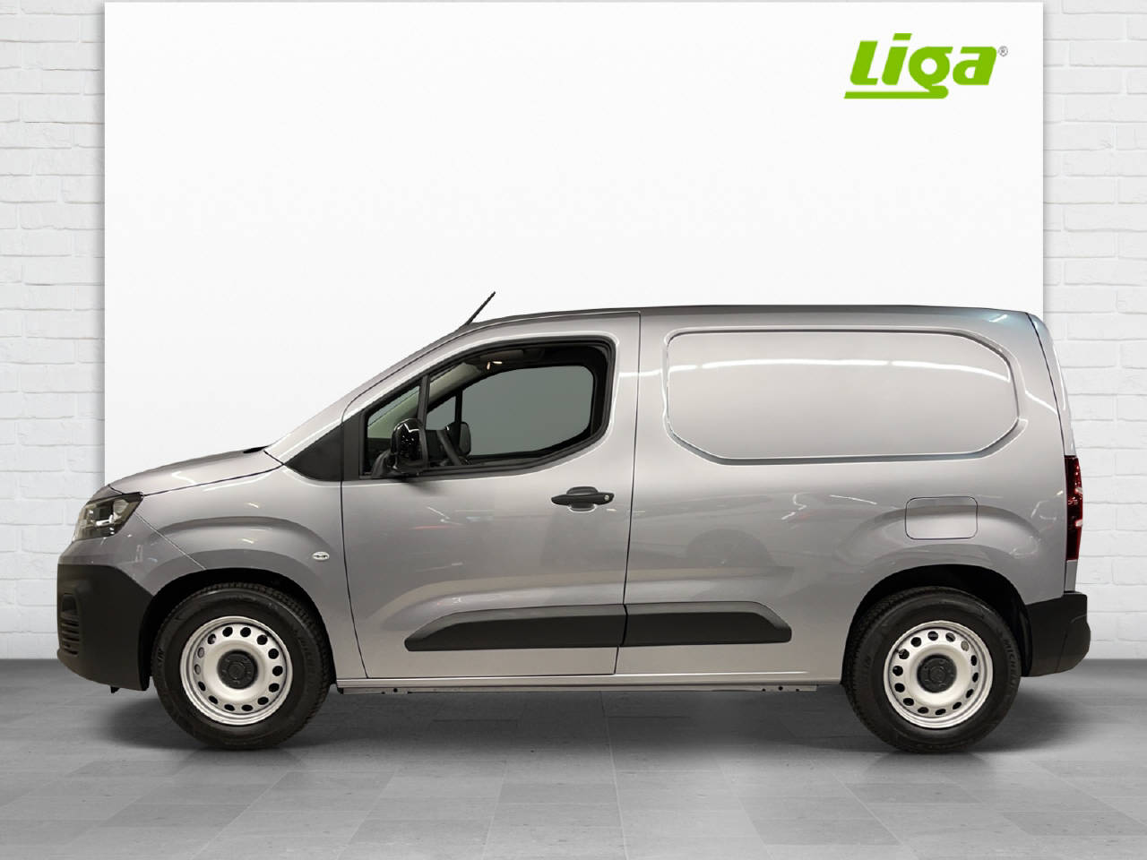 FIAT E-Doblo L1 50 kWh Launch Edition-image-0