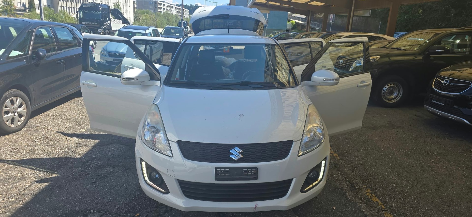 SUZUKI Swift 1.2i 16V GL 4x4-image-6