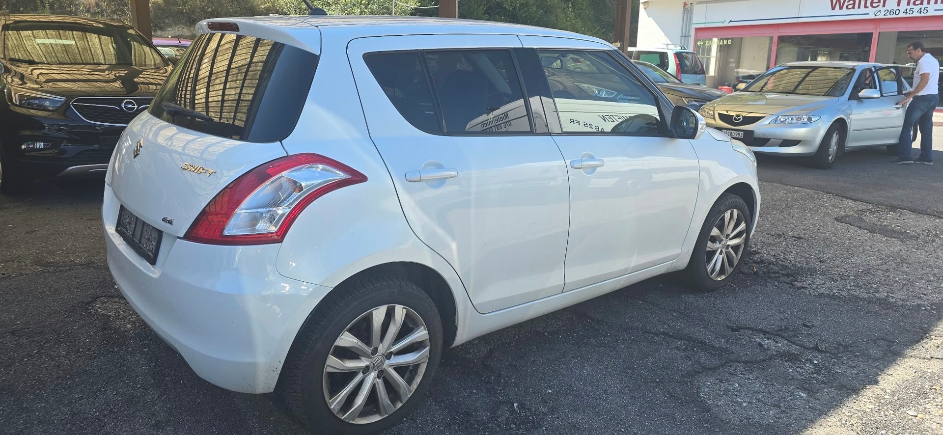 SUZUKI Swift 1.2i 16V GL 4x4-image-2