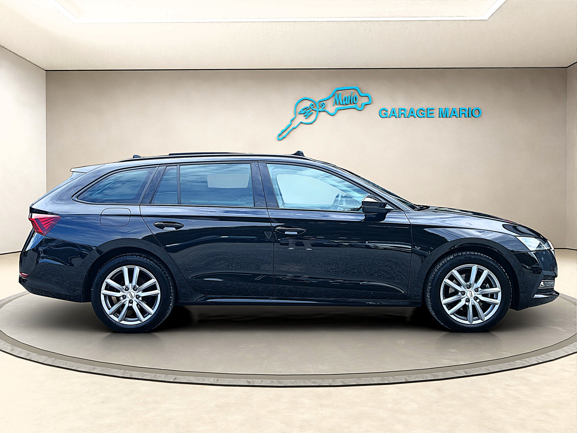 SKODA Octavia Combi❗TOP-AUSSTATTUNG❗2.0 TSI Style DSG 4x4 ✅CH-Fahrzeug & Frisch ab Service und 8-fach bereift auf ALU✅-image-3