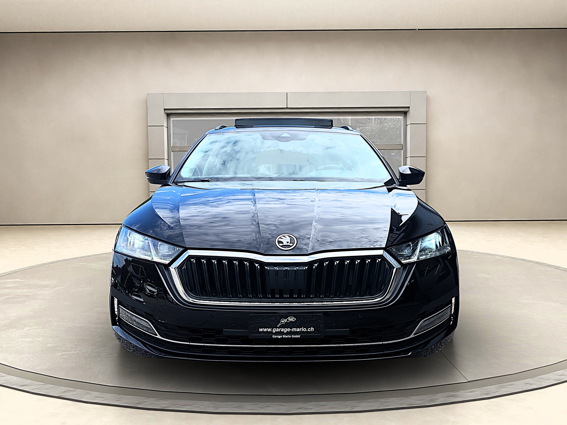 SKODA Octavia Combi❗TOP-AUSSTATTUNG❗2.0 TSI Style DSG 4x4 ✅CH-Fahrzeug & Frisch ab Service und 8-fach bereift auf ALU✅-image-1
