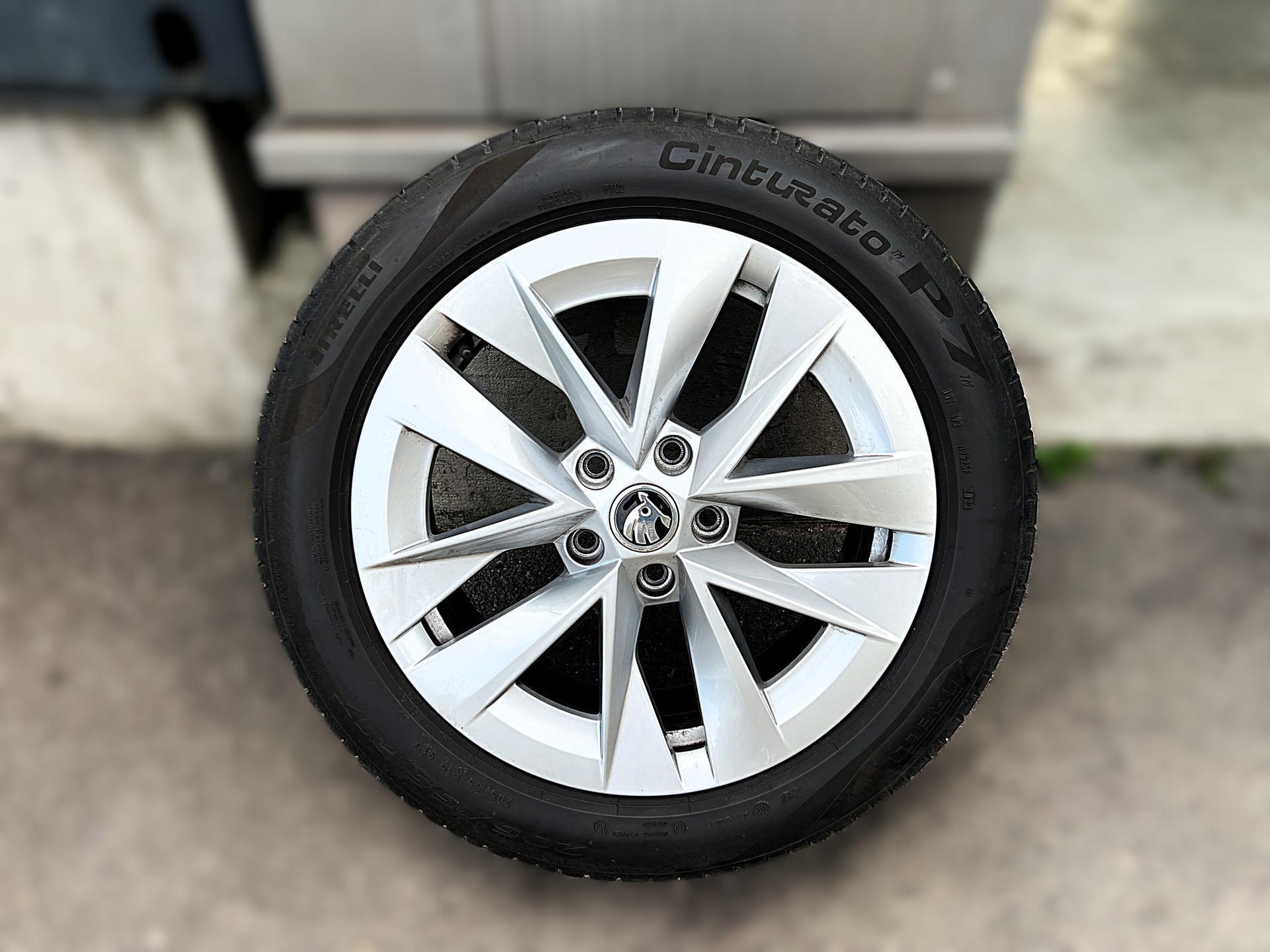 SKODA Octavia Combi❗TOP-AUSSTATTUNG❗2.0 TSI Style DSG 4x4 ✅CH-Fahrzeug & Frisch ab Service und 8-fach bereift auf ALU✅-image-11