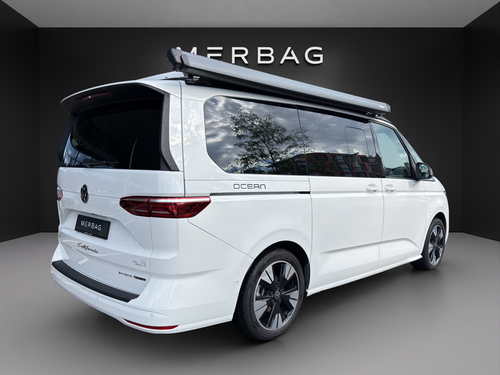 VW California eHybrid Ocean 4Motion-image-5