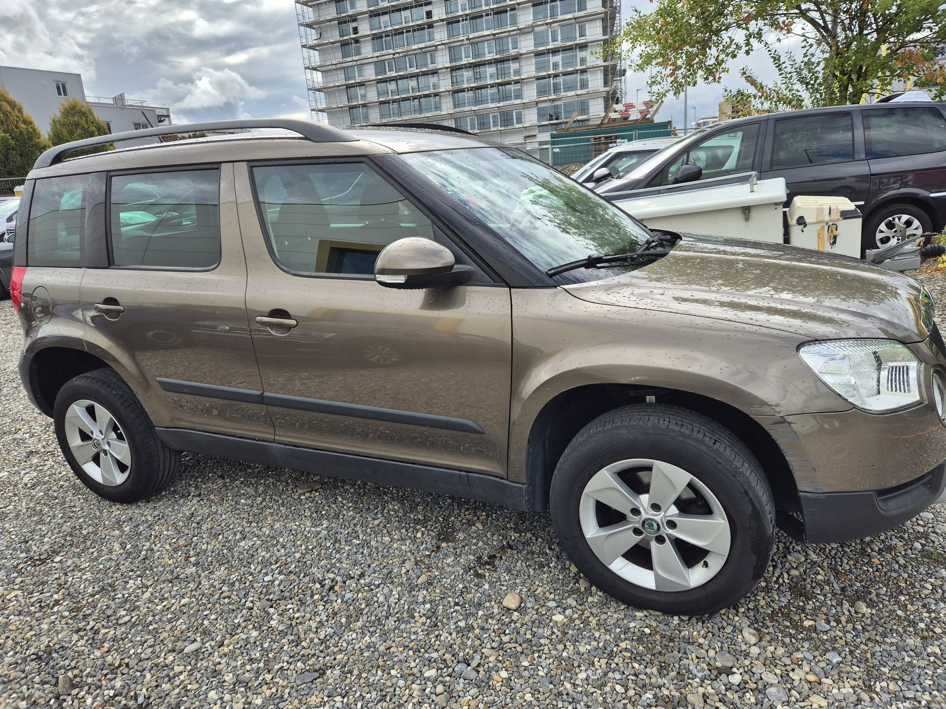 SKODA Yeti 1.2 TSI Active DSG-image-2