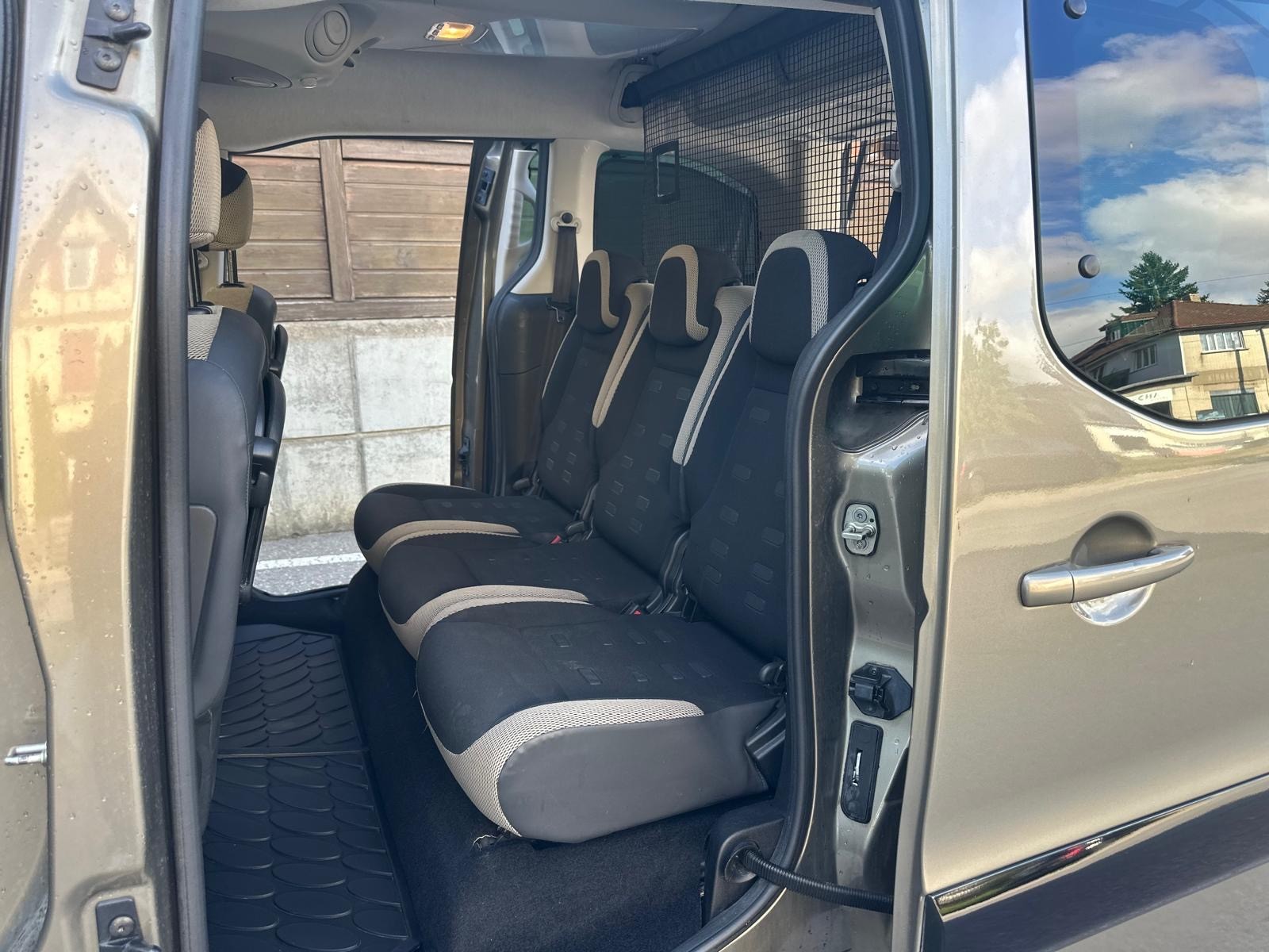 CITROEN Berlingo 1.6 e-HDi Rossignol EGS6-image-9