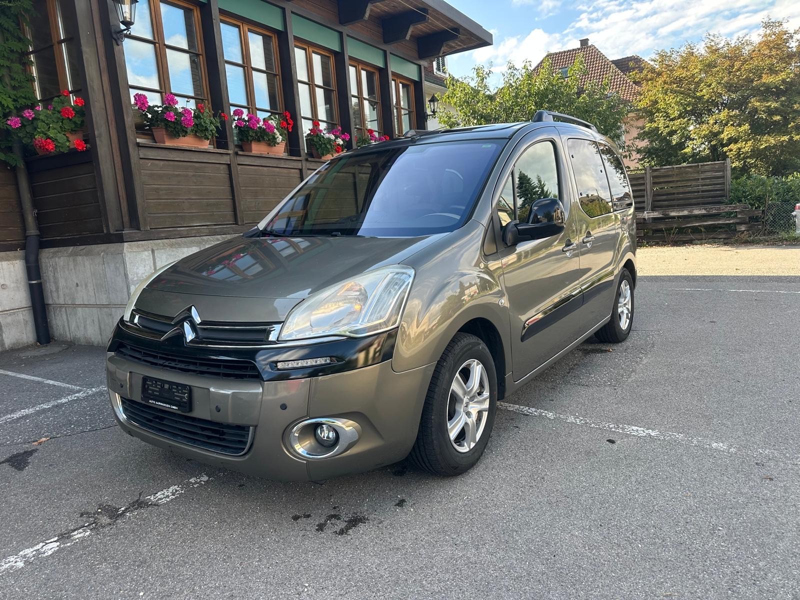 CITROEN Berlingo 1.6 e-HDi Rossignol EGS6-image-1