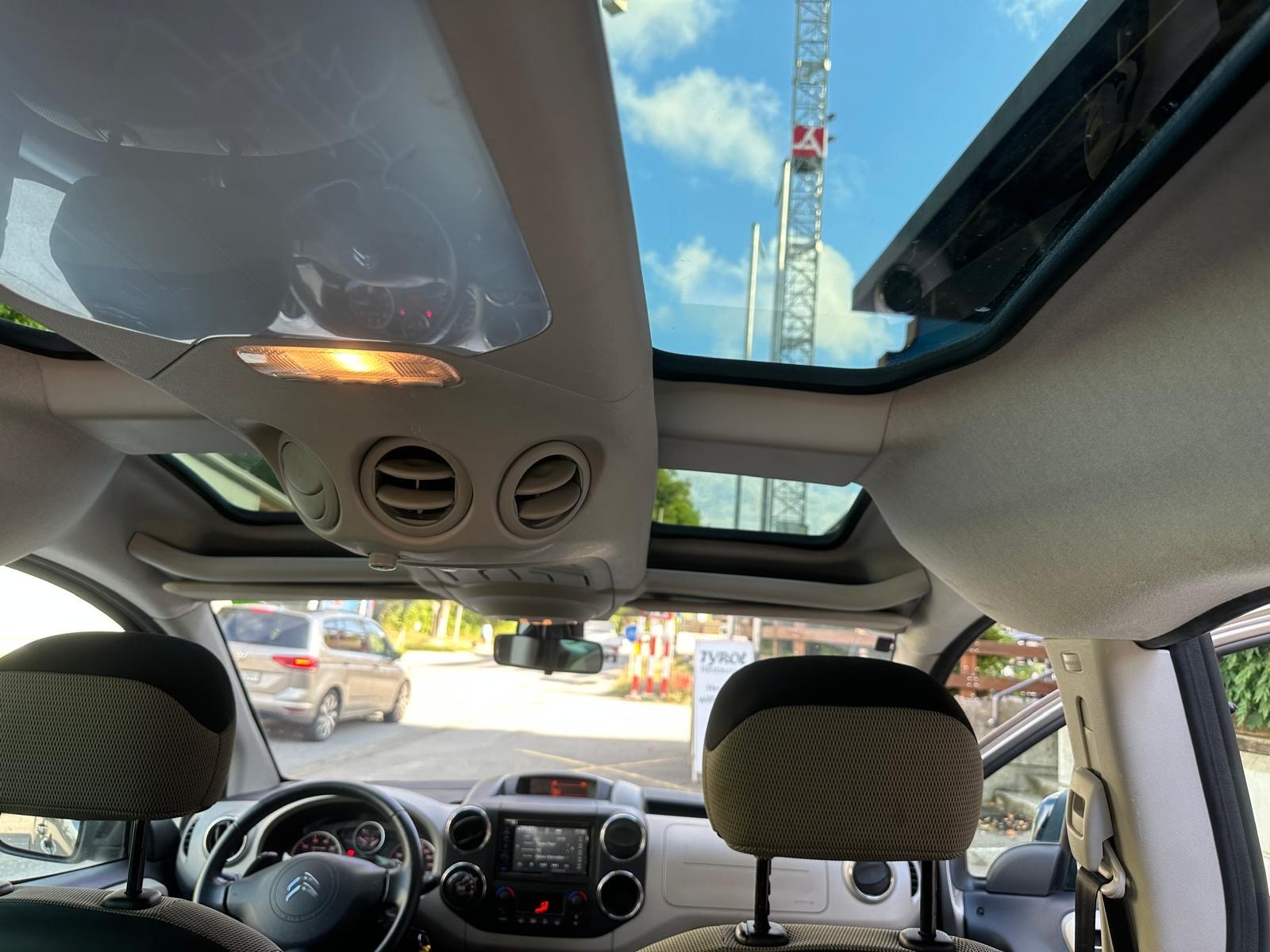 CITROEN Berlingo 1.6 e-HDi Rossignol EGS6-image-10