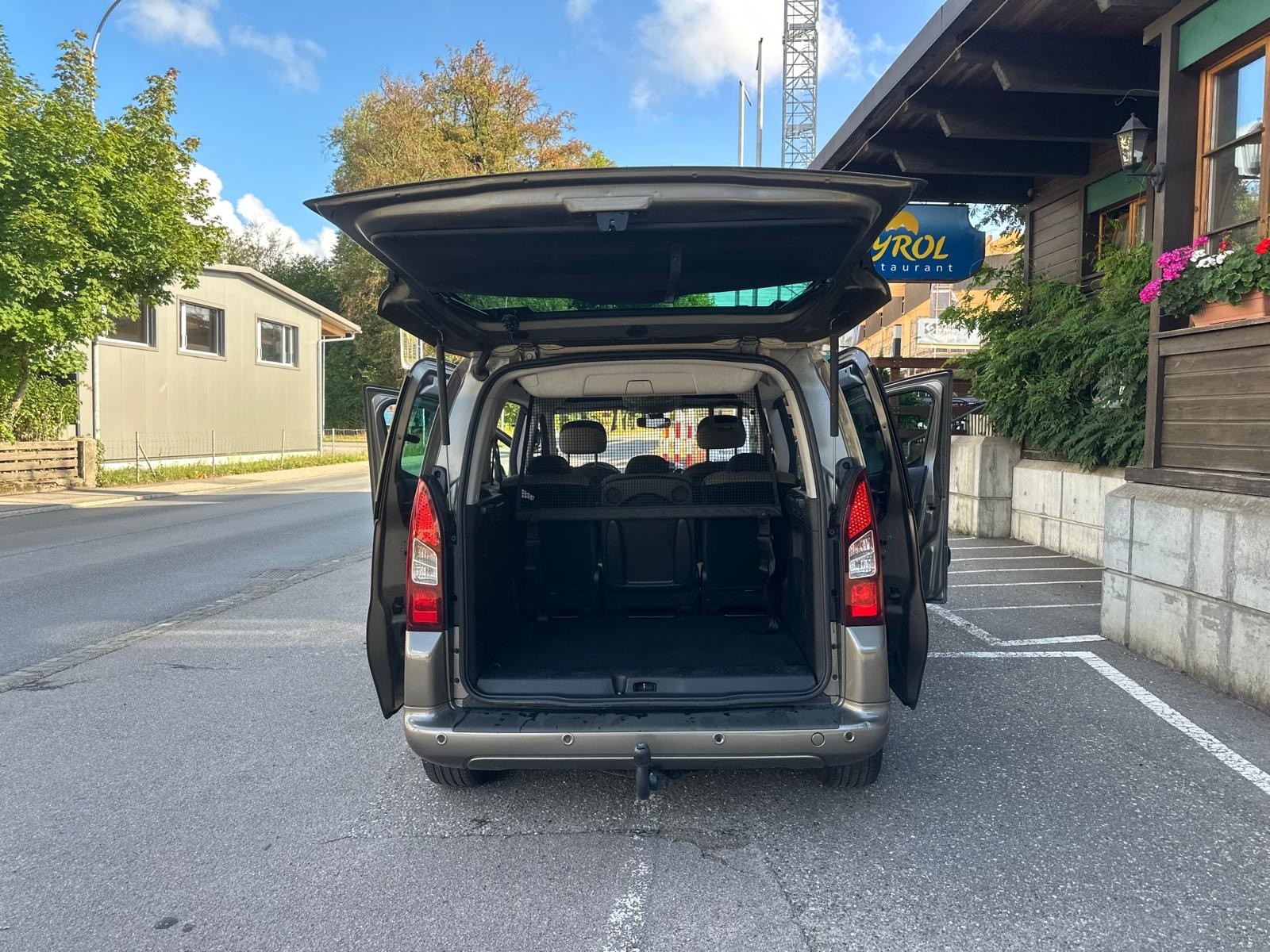CITROEN Berlingo 1.6 e-HDi Rossignol EGS6-image-6