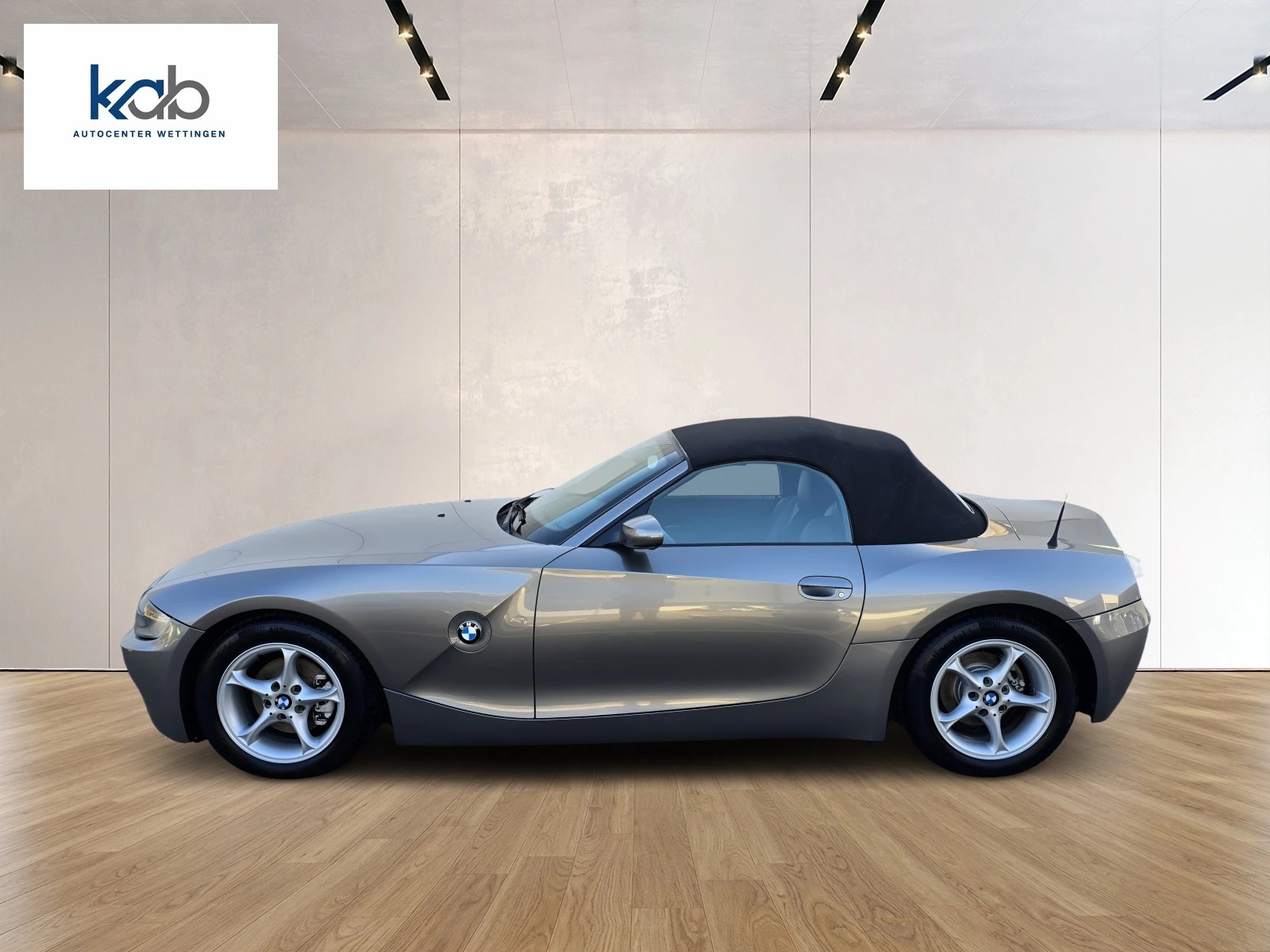 BMW Z4 2.2i Roadster-image-6