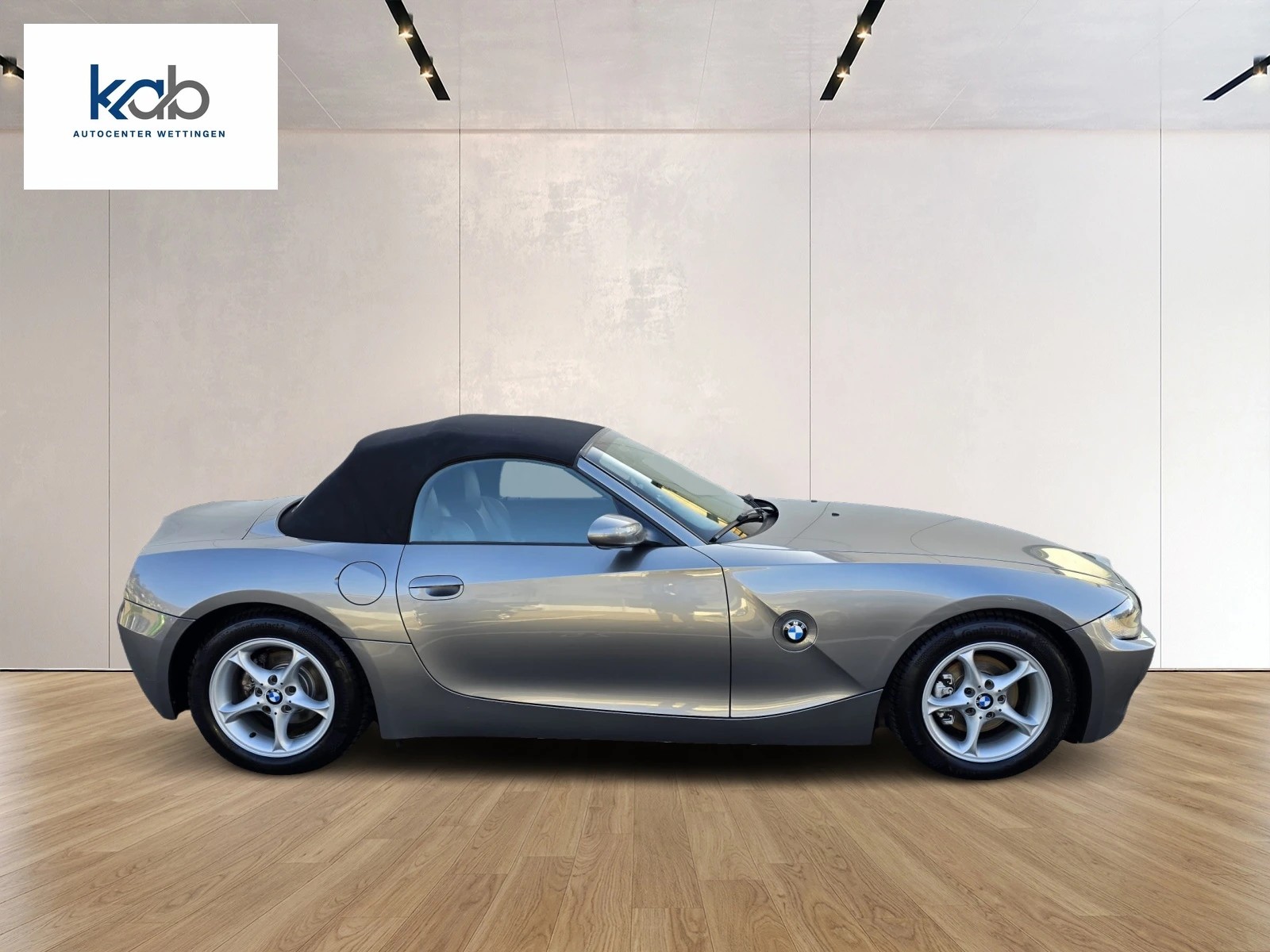 BMW Z4 2.2i Roadster-image-7