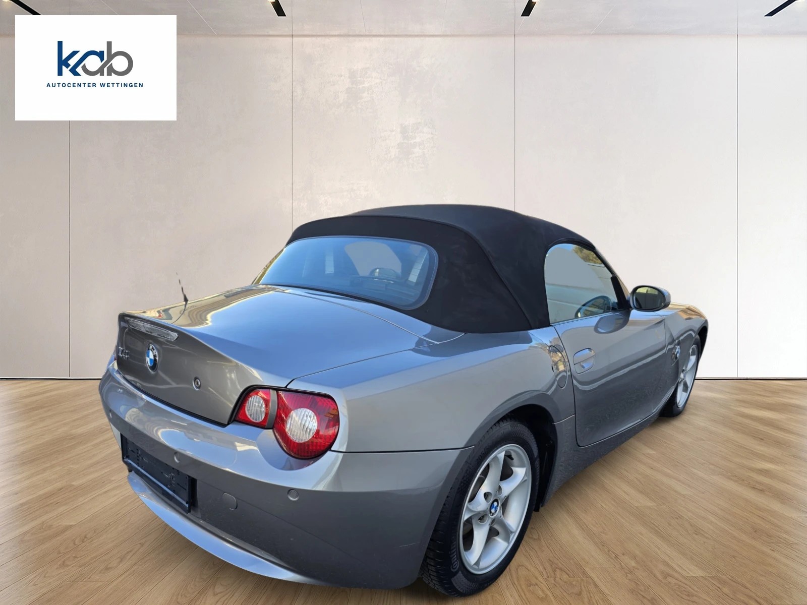 BMW Z4 2.2i Roadster-image-4
