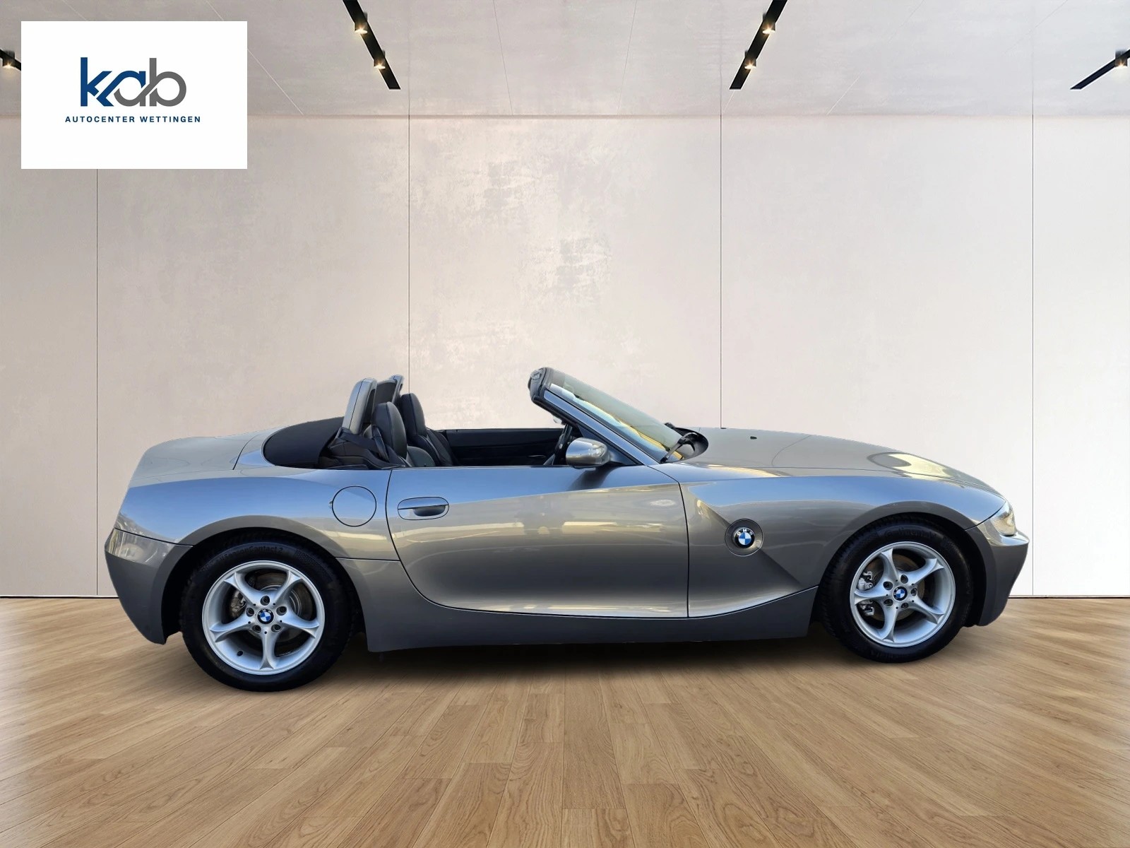 BMW Z4 2.2i Roadster-image-9