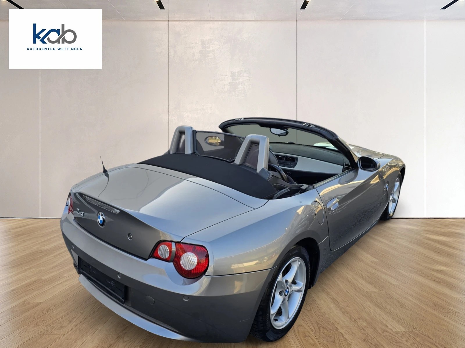 BMW Z4 2.2i Roadster-image-10